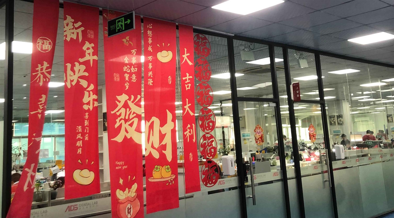 af220a3d9ea16d589d97c8e15a1fd841 af220a3d9ea16d589d97c8e15a1fd841